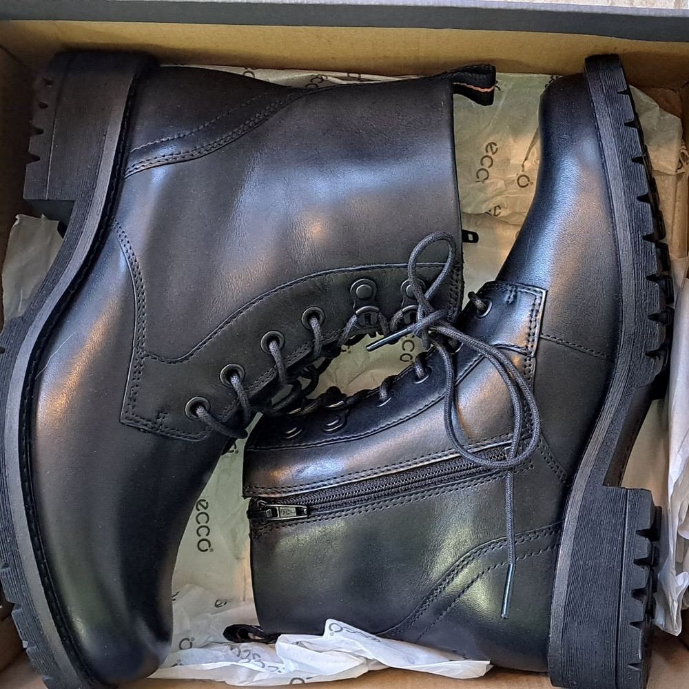 Ecco Elaina Combat Boot